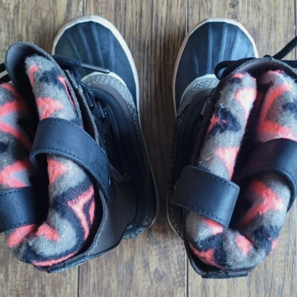 Sorel Joan of Arctic Knit Premium II Women's Size 7.5 Waterproof Boots Excellent - Picture 5 of 11